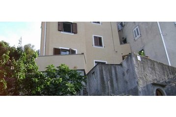 Chorwacja Privát Valun, Zewnątrz